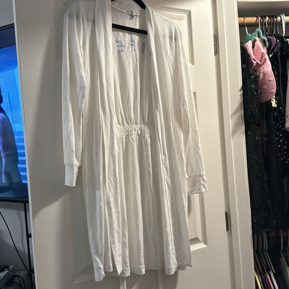 WIFEY Robe - Picture 5 of 5